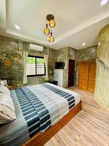 Ảnh trong thư viện ảnh của Stylish Resort Rooms in a Private Oasis ở Ban Huai Thalaeng Phan