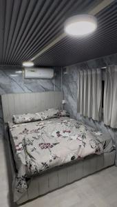 Ένα ή περισσότερα κρεβάτια σε δωμάτιο στο Skyrak