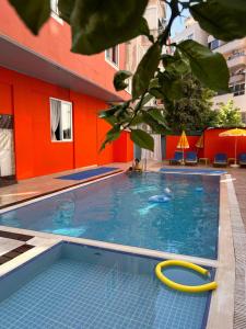 Πισίνα στο ή κοντά στο Best Life Apart Hotel