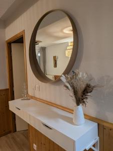 Fotografie z fotogalerie ubytování Juracîmes Appartements v destinaci Mijoux + 12 fotografií