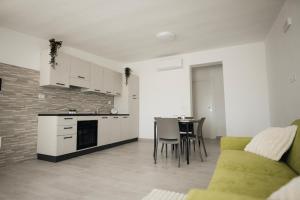 Η κουζίνα ή μικρή κουζίνα στο Casa del Sole +35 φωτογραφίες