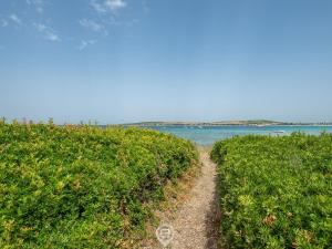 Un paisaje natural cerca de la casa vacacional