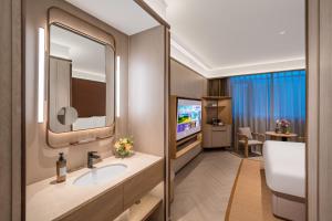 Gallery image of Jingdong Headquarters Crystal Orange Hotel, Yizhuang, Beijing in Beijing