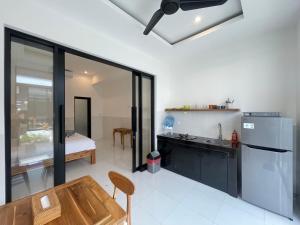 Nhà bếp/bếp nhỏ tại Gede Awan Guesthouse