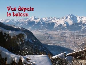 Общий вид на горы или вид на горы из апартаментов/квартиры