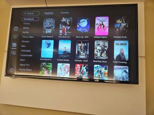 Et tv og/eller underholdning på Piscina com Hidro Perto da Praia Poucas datas disponíveis