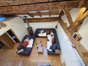 Χώρος καθιστικού στο Chasa Mayer