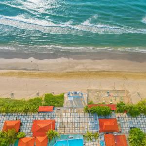 Γενική θέα στη θάλασσα ή θέα στη θάλασσα από  αυτό το θέρετρο