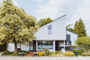 Το κτήριο όπου στεγάζεται  το bed & breakfast