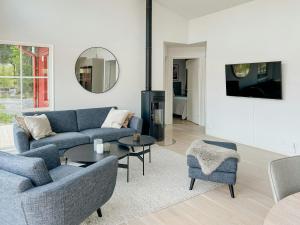 Μια τηλεόραση ή/και κέντρο ψυχαγωγίας στο Modern Villa In Historic Pershyttan