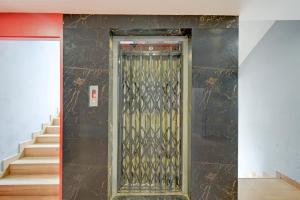 Φωτογραφία από το άλμπουμ του Super Collection O Karmanghat Bus Terminal Hyderabad Formerly Hotel Chirag Stays σε Surūrnagar