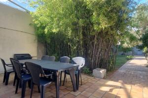 Zahrada ubytování L'amandier - Maison avec jardin sans vis à vis