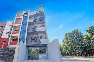 Tòa nhà nơi khách sạn tọa lạc