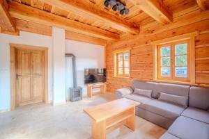 Μια τηλεόραση ή/και κέντρο ψυχαγωγίας στο Roubenka za Horou