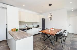 Kuchyň nebo kuchyňský kout v ubytování Spilia View