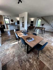 Posezení v ubytování Luxury Villa Overlooking Val D'orcia