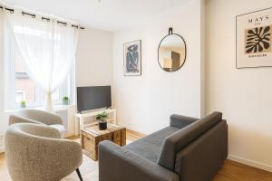 Телевизор и/или развлекательный центр в Comfortable apartment ! Quiet stay near Lille