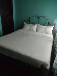 Φωτογραφία από το άλμπουμ του Zack's Serene House σε Kisii