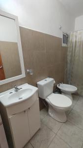 Et badeværelse på Dptos Reynoso