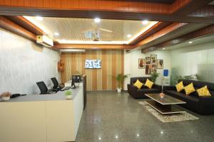Khu vực sảnh/lễ tân tại The Empire Stays , Golf Course Road