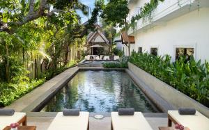 Bazén v ubytování The Tree - Adults only nebo v jeho okolí