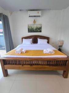 Postel nebo postele na pokoji v ubytování Baan Fah Sai 2-Bedroom Pool Villa