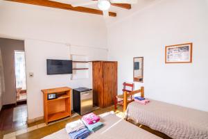 Μια τηλεόραση ή/και κέντρο ψυχαγωγίας στο HOSTERIA NIDO DE CONDORES-Solo Adultos