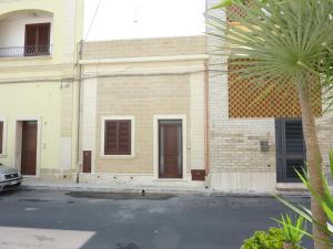 The building in which the holiday home is located