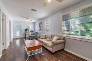 Fotografie z fotogalerie ubytování Enchanting & Welcoming 2 Bedroom Apartment v destinaci New Port Richey