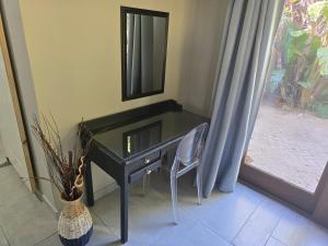 Φωτογραφία από το άλμπουμ του Honeywood Stays - Cozy Corner σε Gqeberha