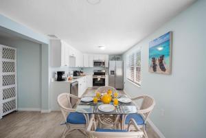 Fotografie z fotogalerie ubytování Great Hudson House Cozy Canalfront Getaway v destinaci Hudson