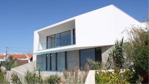 Bygningen som villaen ligger i