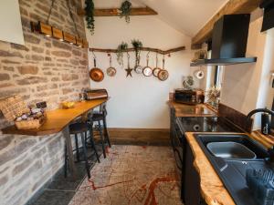 Η κουζίνα ή μικρή κουζίνα στο 1 Bed in Gartness 91056