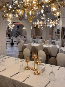 Restaurace v ubytování Spa Hotel Ezeretz Blagoevgrad + 119 fotografií