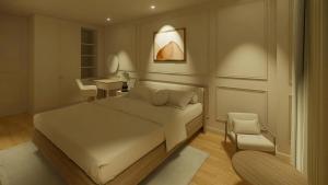 En eller flere senge i et værelse på Peace Home Hotel