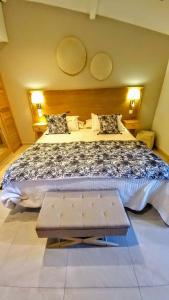 Postel nebo postele na pokoji v ubytování Bora Bora Condo + 16 fotografií