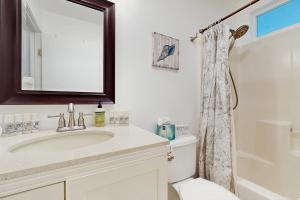 Koupelna v ubytování Opakapaka Ohana + 15 fotografií