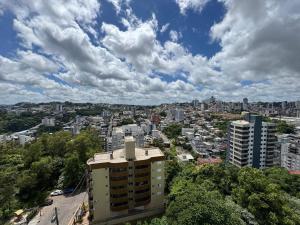 Fit Residence في بينتو جونكالفيس: إطلالة على مدينة تحت سماء غائمة