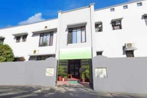 Το κτήριο όπου στεγάζεται  το ξενοδοχείο +18 φωτογραφίες