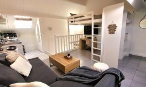 Η κουζίνα ή μικρή κουζίνα στο Joli Studio de 25 M2 proche de Disney