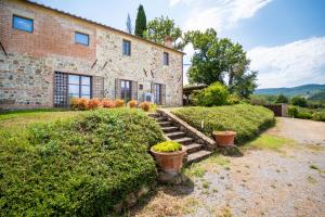 Фотография из галереи Villa Florea I Modern Design with Gym and Private Pool в городе Сан-Кашано-деи-Баньи