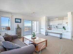 Køkken eller tekøkken på Apartment Club Nautic-2 by Interhome + 28 billeder