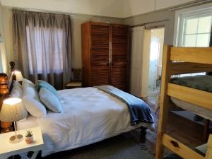 En eller flere senge i et værelse på Blydskap se Ouhuis