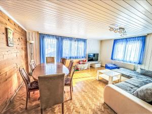 Postel nebo postele na pokoji v ubytování Holiday Home Godo by Interhome + 24 fotografií