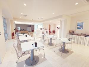 Posezení v ubytování La Dolce Vita Hotel + 41 fotografií