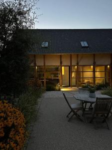 Το κτήριο όπου στεγάζεται  το bed & breakfast