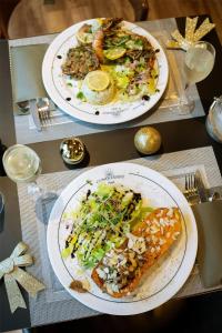 Comida en el hotel o alrededores