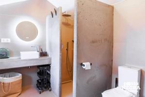 Koupelna v ubytování Angra Soul 3 -By PontaNegraAzores