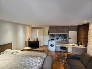 Nhà bếp/bếp nhỏ tại 1 BR Apt Oslo, Garden, Terrace, Free Parking,