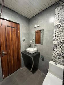 Maan Hotel photo 8